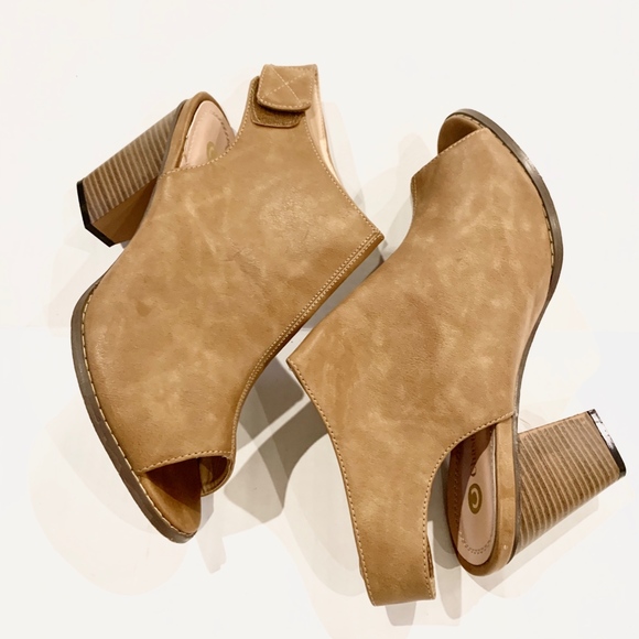 Taupe Peep-Toe Bootie with 3.5 Inch Heel - Picture 8 of 8